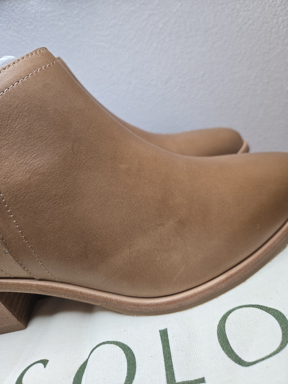 Nisolo Mia Women's Beige Leather V-Cut Low Heel Booties - Sz 9.5 Ret $200 New - Picture 9 of 14